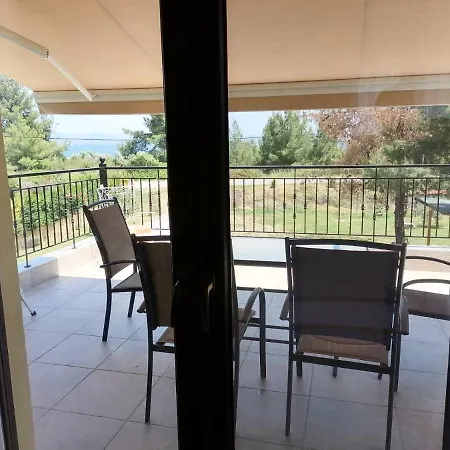 Epavli Xenia Pefkochori-paliouri 30m Apartment *