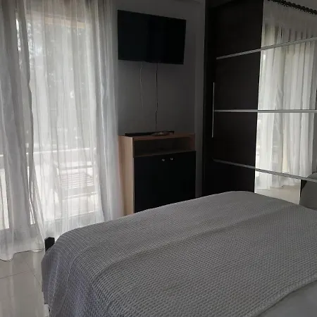 Epavli Xenia Pefkochori-paliouri 30m *