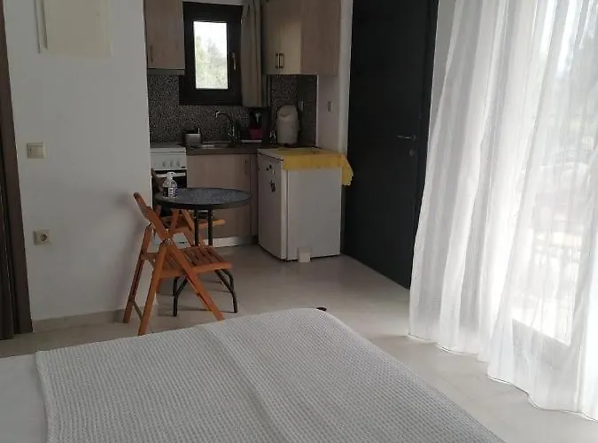 Epavli Xenia Pefkochori-paliouri 30m Lägenhet